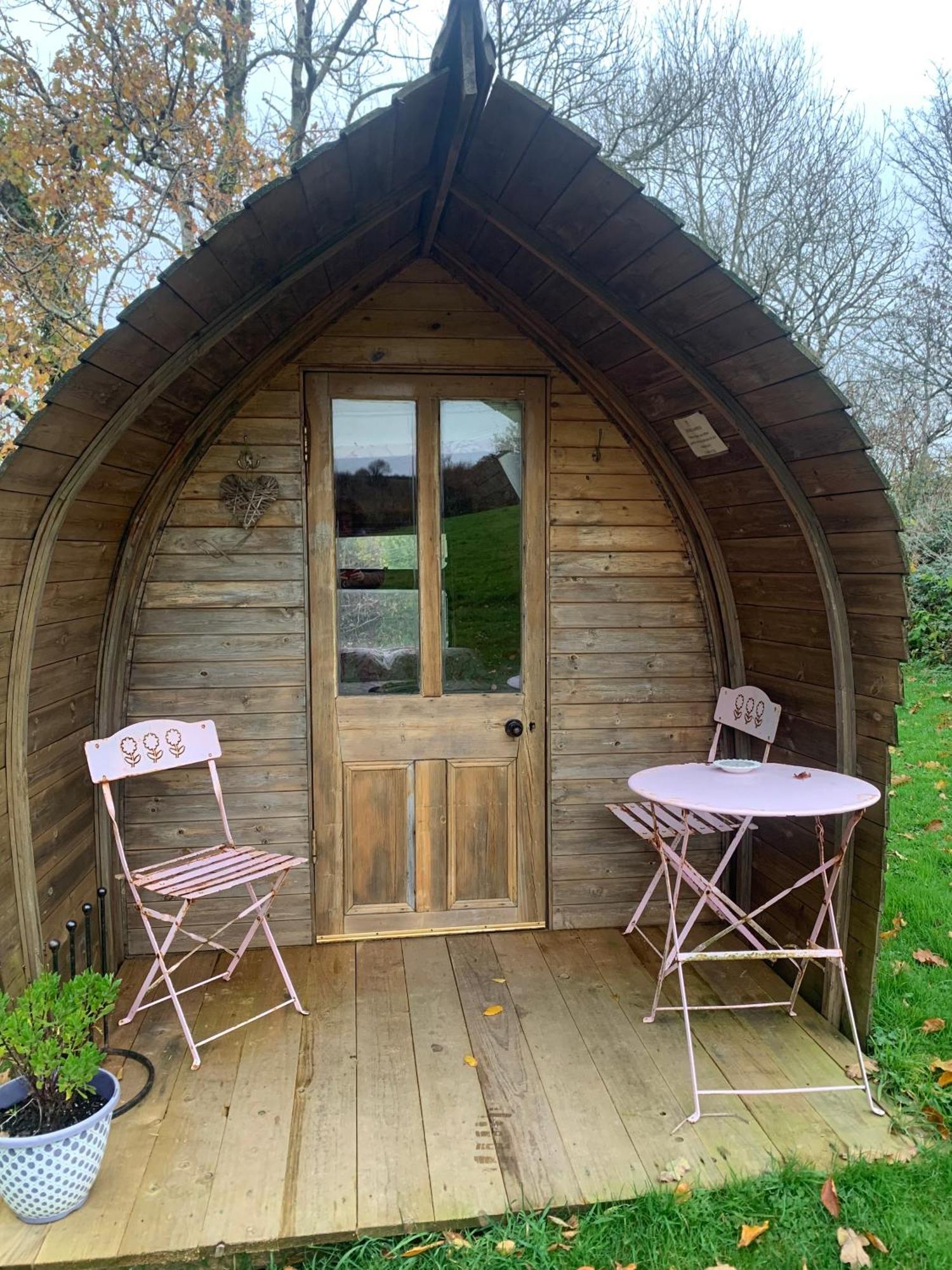 Отель Ceridwen Glamping, Double Decker Bus And Yurts Llandysul Экстерьер фото